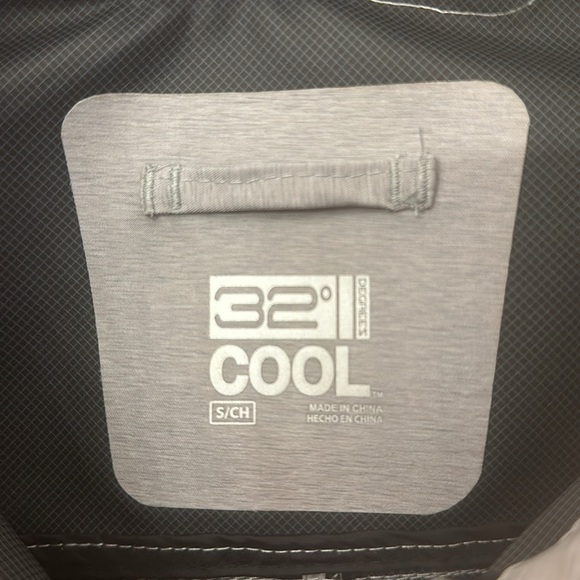 32 degrees cool s grey shell/rain coat - Picture 4 of 7
